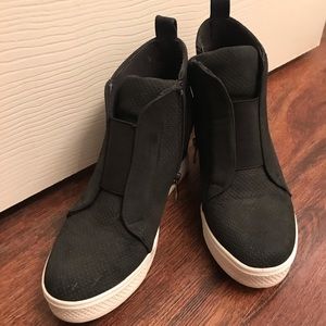 Vici Shoes - Vici faux suede sneaker - black Vici Shoes - Vici faux suede sneaker - black